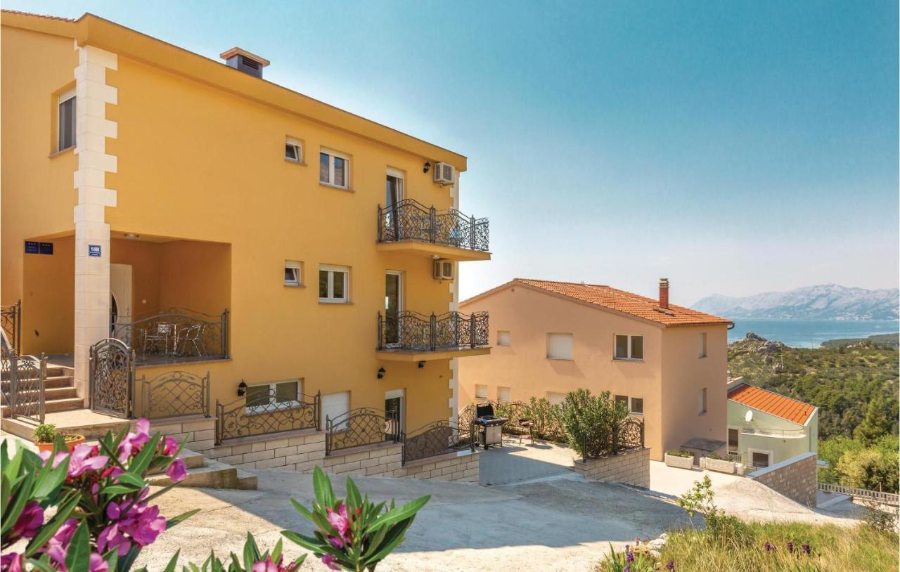 Amazing Apartment In Krvavica With Wifi 外观 照片