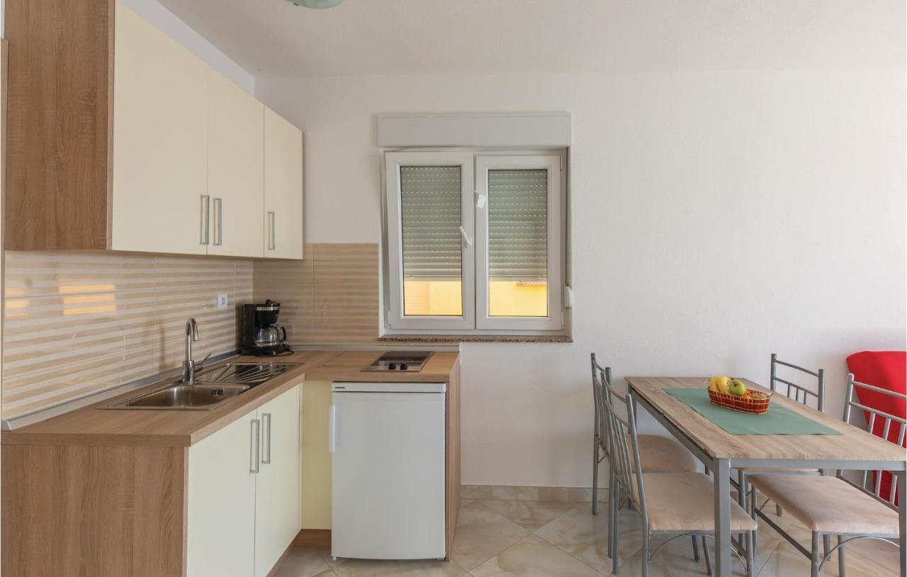 Amazing Apartment In Krvavica With Wifi 外观 照片