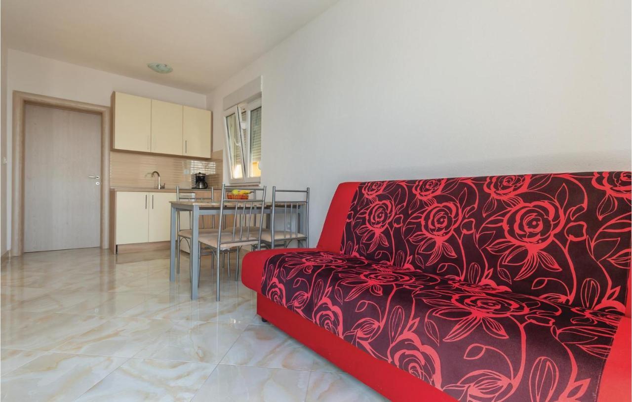 Amazing Apartment In Krvavica With Wifi 外观 照片